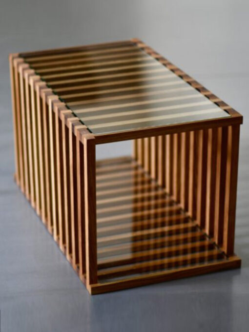 Das-Slinky-Couchtisch
