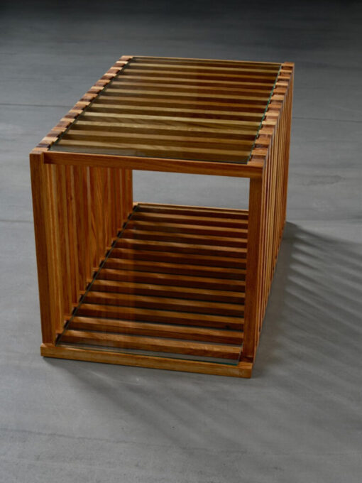 Das-Slinky-Couchtisch