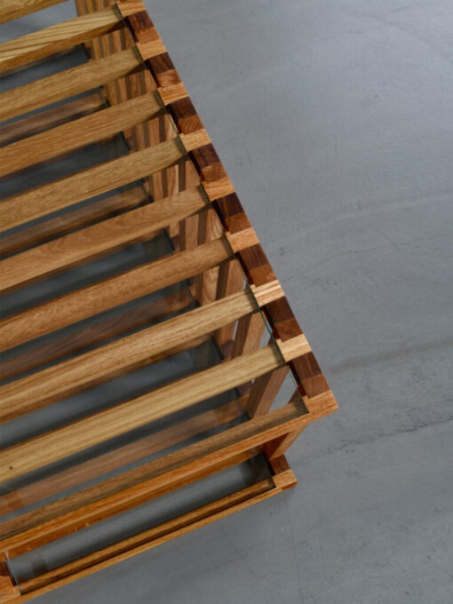 Das-Slinky-Couchtisch