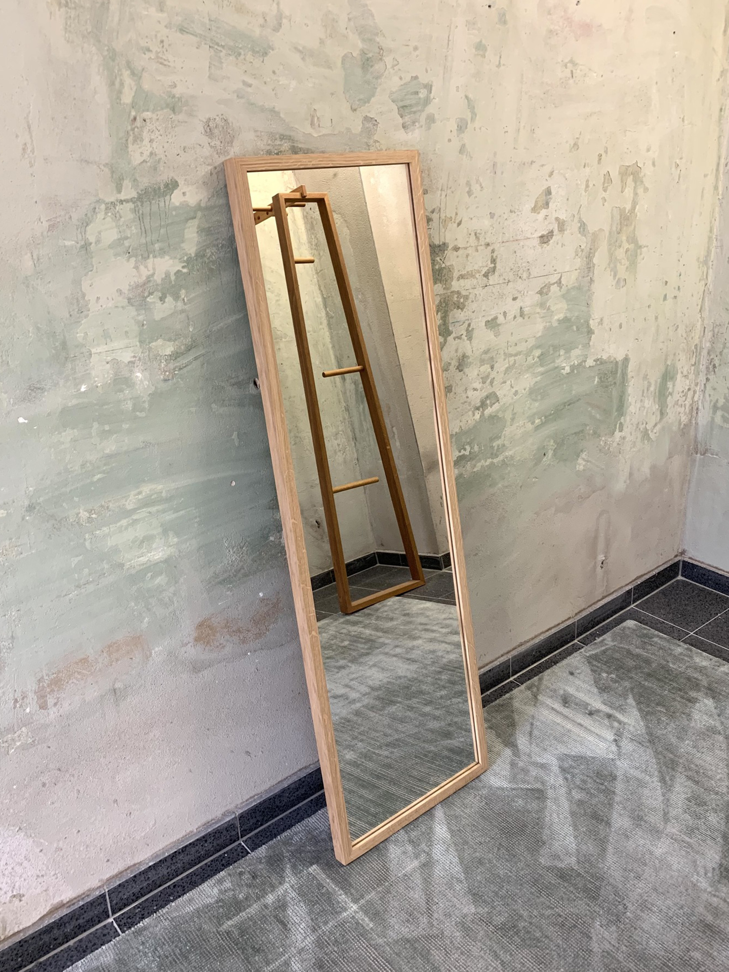 Minimal-EchtHolz-FlurSpiegel